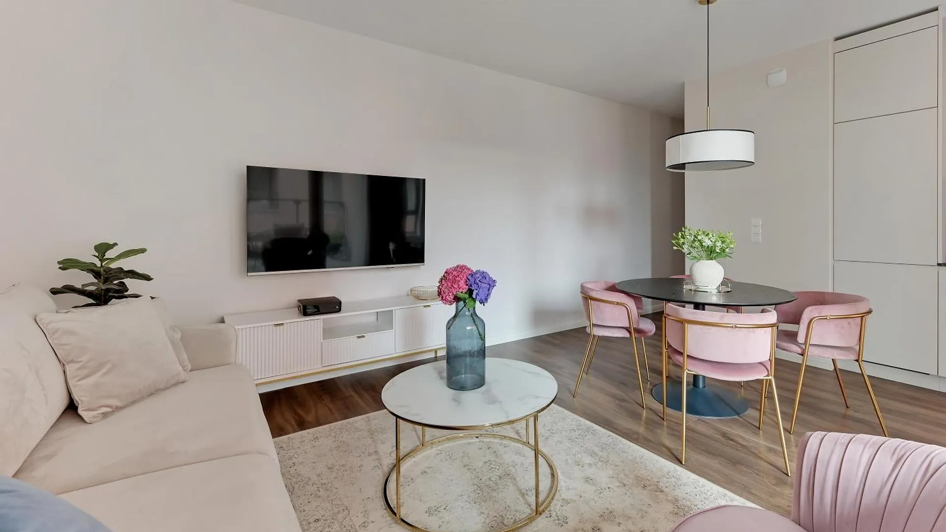 Scala City Center Magic Apartments With Parking By Lion Apartments Gdansk 0*,  Poland